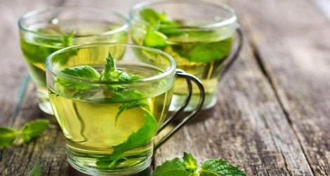 S čim popiti težko hrano